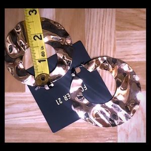 Texture gold hoop earrings